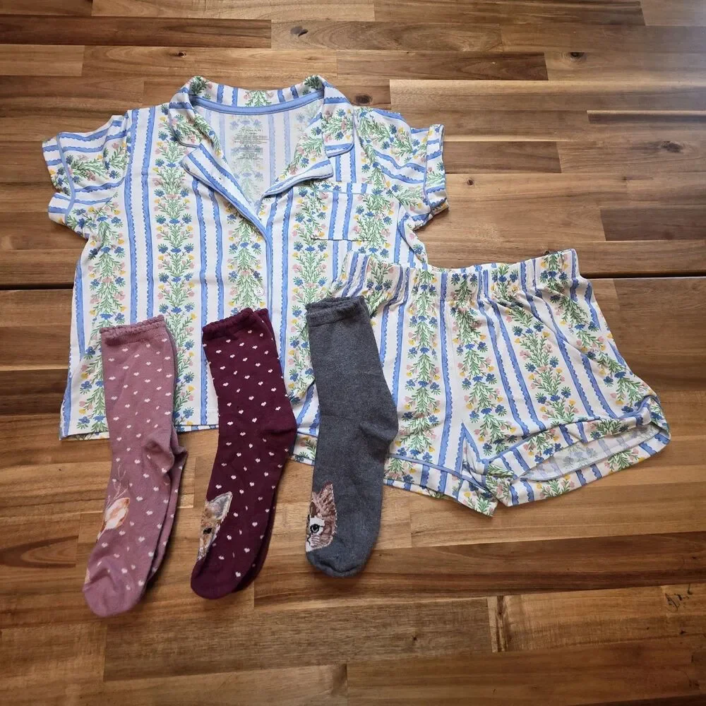 Tahari Girls L 10/12 Floral Pajama Set Shorts Top + Animal Socks 5 Piece